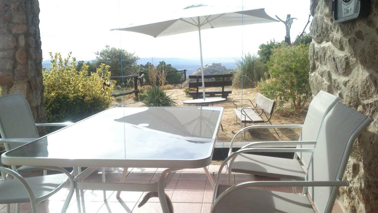 El Majano Guest House Montanchez Exterior photo
